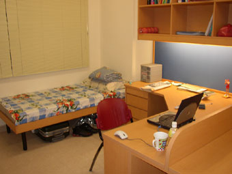 新加坡国家大学