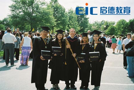 金融危机挡不住美国留学的浪潮(组图)
