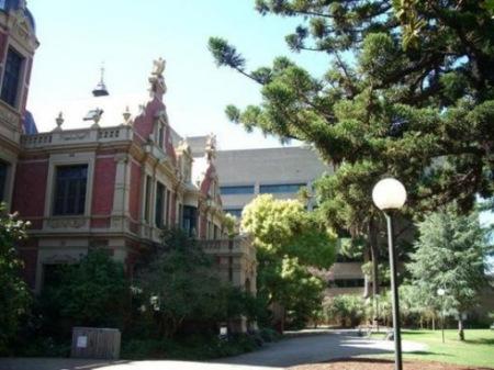 墨尔本大学 墨尔本大学