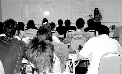 留学到国外,对于长期还在国内上中学的学生来说,选择专业并不是件轻松的事 留学到国外,对于长期还在国内上中学的学生来说,选择专业并不是件轻松的事