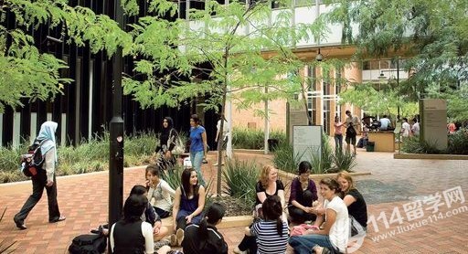 中央财经大学加拿大本科留学预科预备项目优势