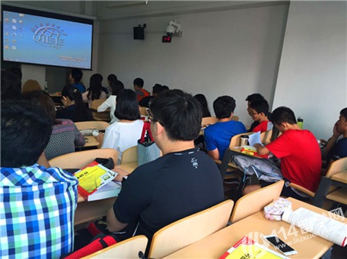 对外经贸大学1+1国际培养模式是怎样的？